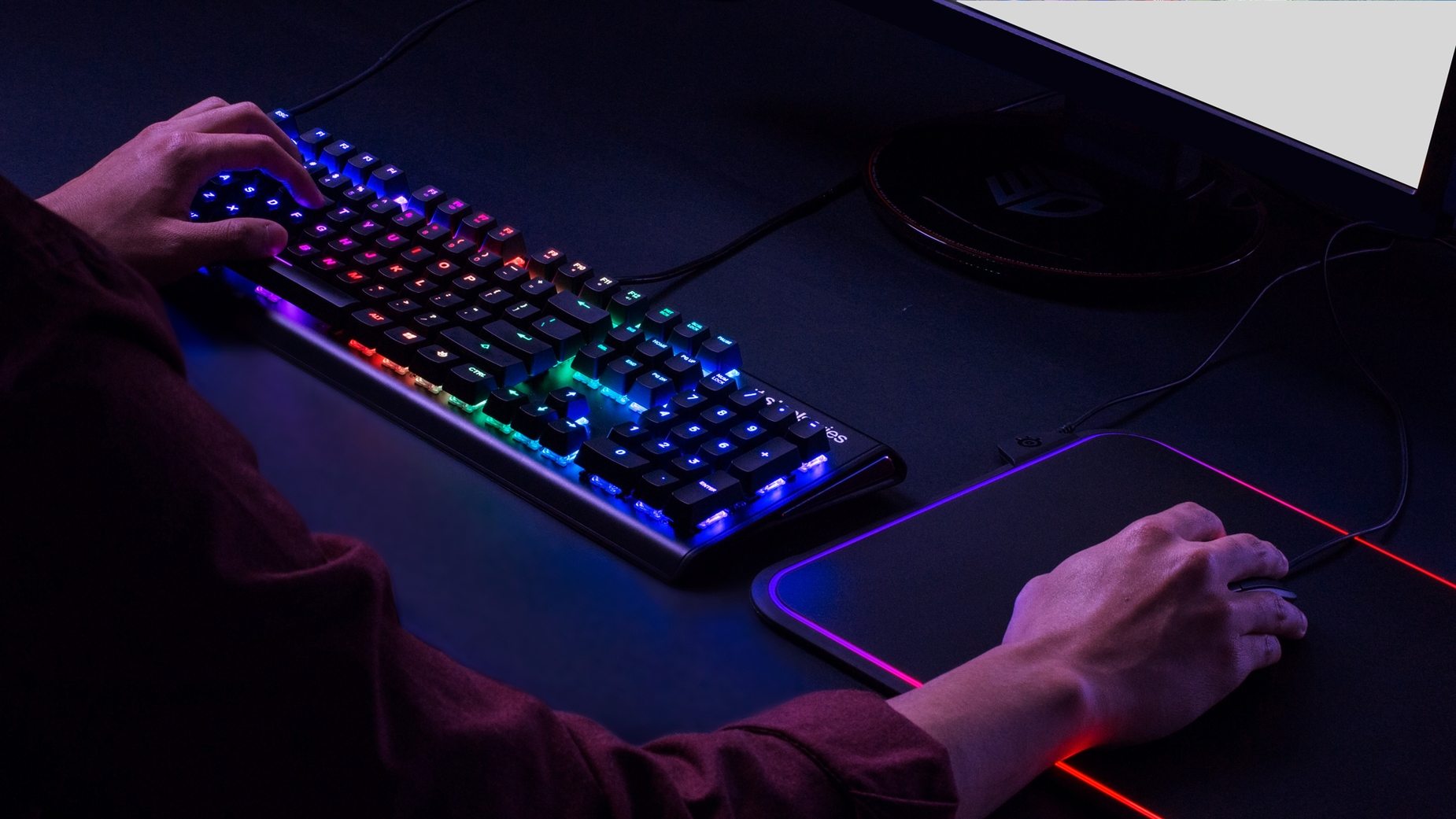 Apex M750 Aluminum Core Mechanical Esports Keyboard Steelseries