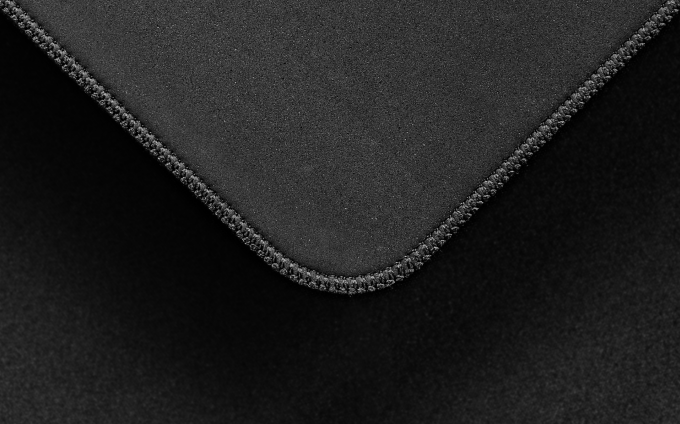 A close-up image showing the non-slip surface.