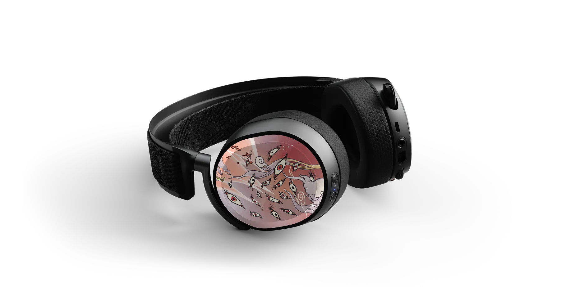 
 Arctis Pro render laying flat with earplates displayed
 